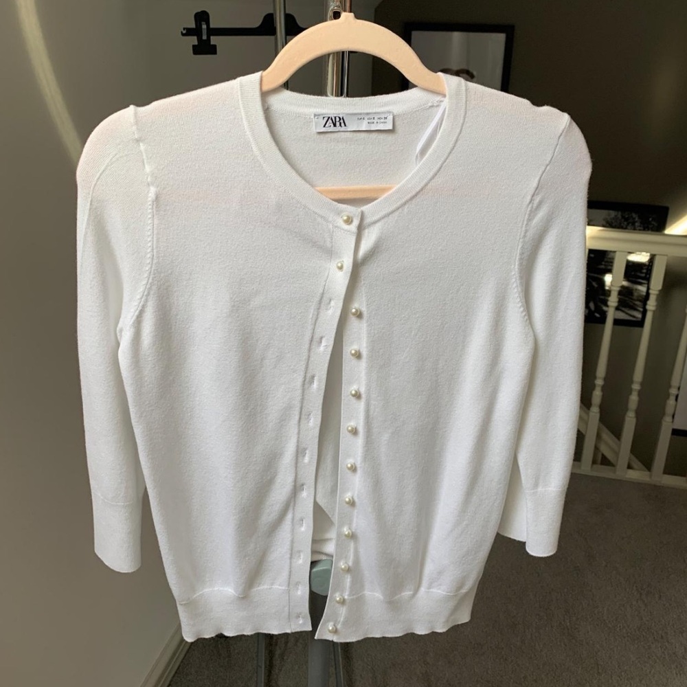 Zara White Button-Up Cardigan
